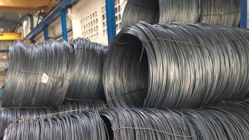 Giá sắt thép hôm nay 15/10: Tiếp đà đi xuống