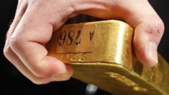 Cập nhật giá vàng hôm nay 16/10: Vàng tăng nhẹ