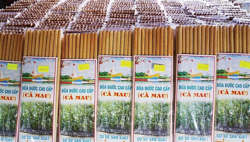 Cà Mau: Tôn vinh 10 sản phẩm công nghiệp nông thôn tiêu biểu cấp khu vực Cà Mau: Tôn vinh 10 sản phẩm công nghiệp nông thôn tiêu biểu cấp khu vực