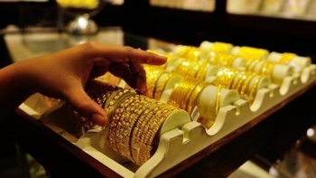 Cập nhật giá vàng hôm nay 26/10: Tăng nhẹ ở phiên chiều