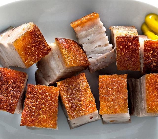 Giá thịt lợn hôm nay 27/10 tiếp tục đi ngang