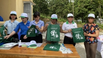 Tuyên Quang: Phụ nữ Yên Sơn chung tay giảm thiểu rác thải nhựa
