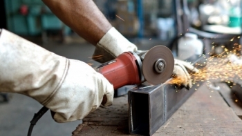 Giá sắt thép hôm nay 3/11: Tiếp tục chuỗi ngày tăng giá