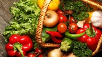 Giá rau củ quả hôm nay 5/11: Không ngừng được bán với giá ưu đãi