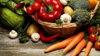 Giá rau củ quả hôm nay 11/11: Tiếp tục có nhiều khuyến mãi hấp dẫn