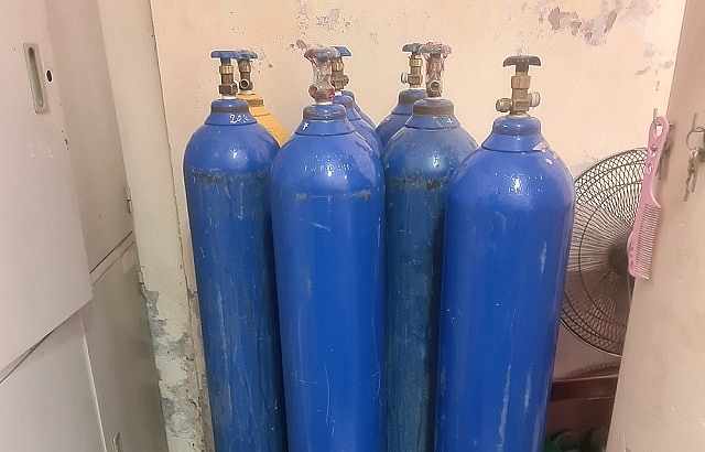 Hà Nội Tăng cường kiểm tra, xử phạt nhiều điểm kinh doanh khí N2O trên địa bàn Hà Nội Tăng cường kiểm tra, xử phạt nhiều điểm kinh doanh khí N2O trên địa bàn