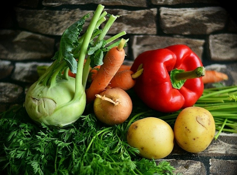 Giá rau củ quả hôm nay 14/11 tiếp tục được bán với giá tốt