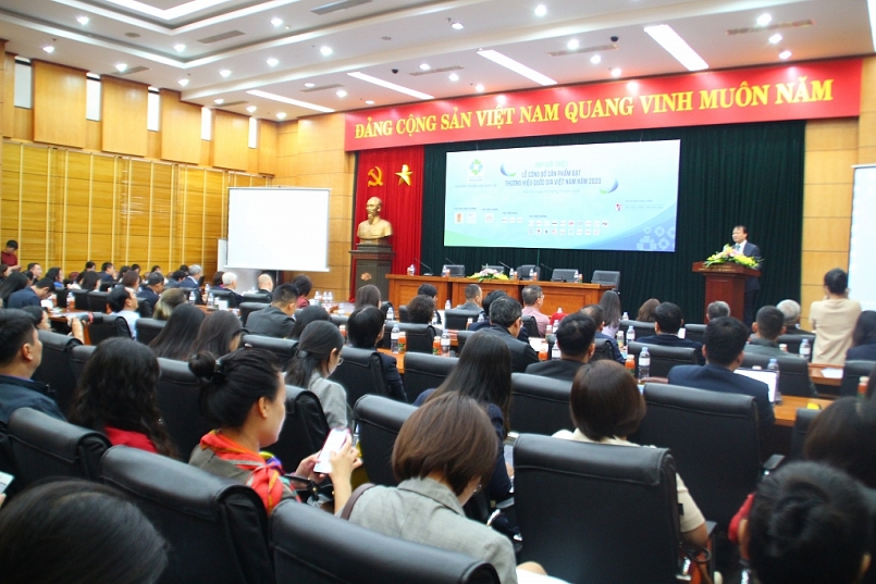 Buổi giới thiệu Chương trình có sự tham gia của nhiều doanh nghiệp và phóng viên báo chí