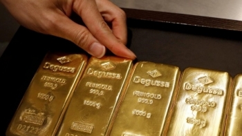 Cập nhật giá vàng hôm nay 24/11: Tiếp tục giảm ở phiên chiều