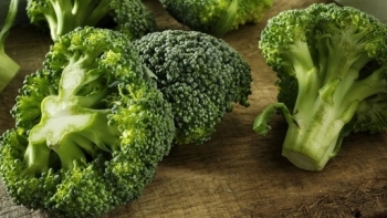 Giá rau củ quả hôm nay 2/12: Được bán với giá hấp dẫn