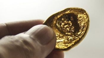 Cập nhật giá vàng hôm nay 5/12: Chốt phiên cuối tuần, vàng giảm nhẹ