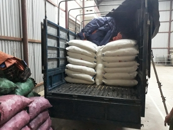 Quảng Trị: Thu giữ 2,4 tấn đường kính nhập lậu