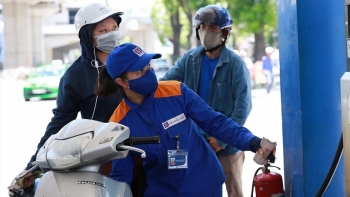 Giá xăng dầu hôm nay 14/12: Giảm trong phiên giao dịch đầu tuần