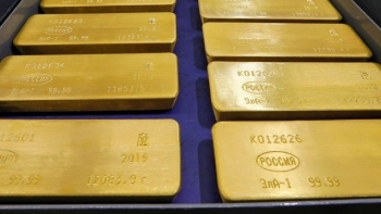 Cập nhật giá vàng hôm nay 15/12: Tiếp tục giảm, xuống còn 1.827 USD/ounce