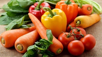 Giá rau củ quả hôm nay 16/12: Tiếp tục với các khuyến mãi hấp dẫn người tiêu dùng