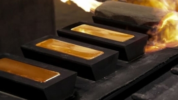 Cập nhật giá vàng hôm nay 16/12: Tiếp tục tăng lên ở phiên chiều