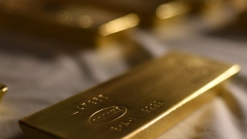 Cập nhật giá vàng hôm nay 24/12: Tiếp đà tăng ở phiên chiều