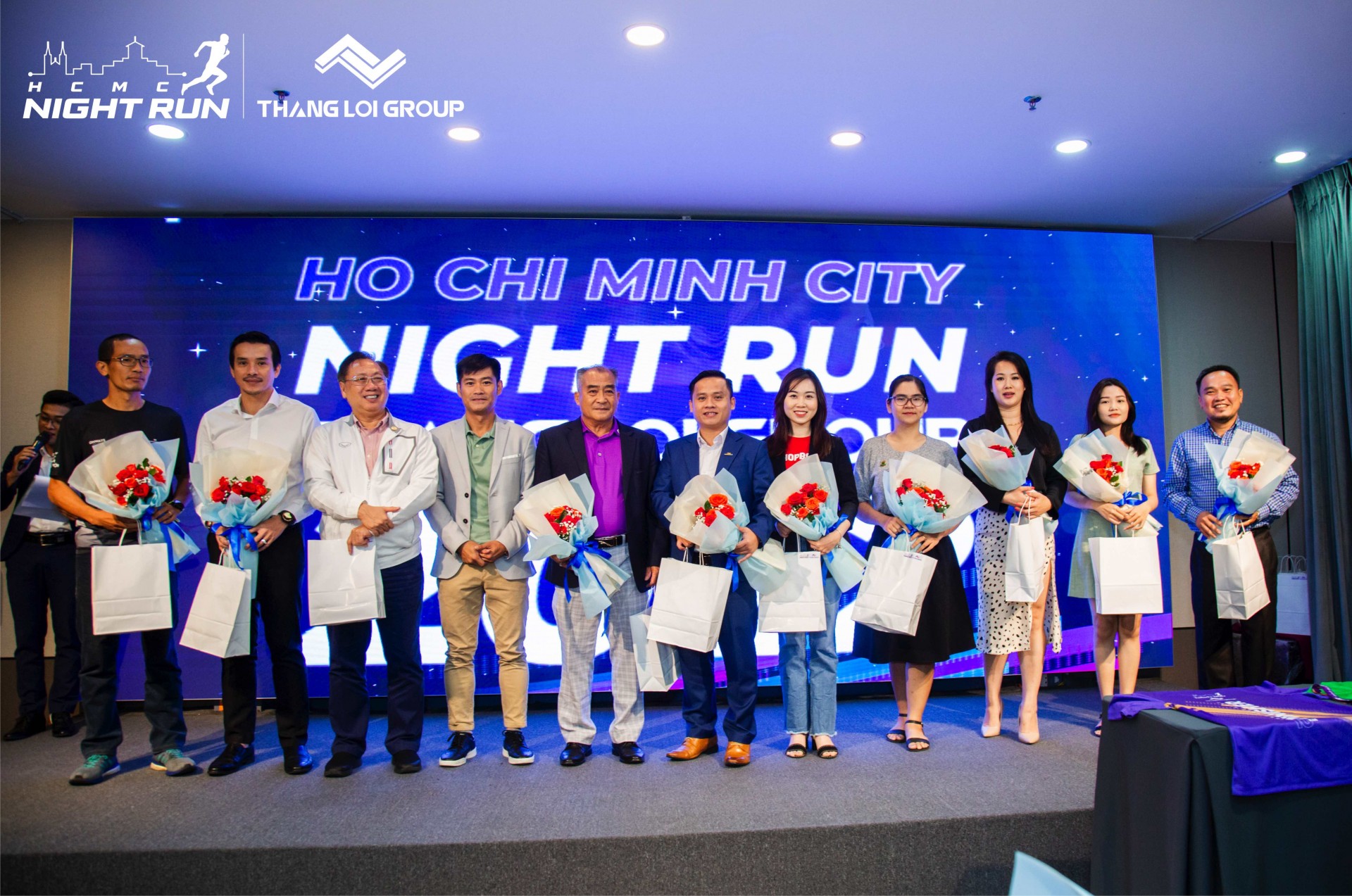 Đại diện các đơn vị tài trợ cho giải chạy