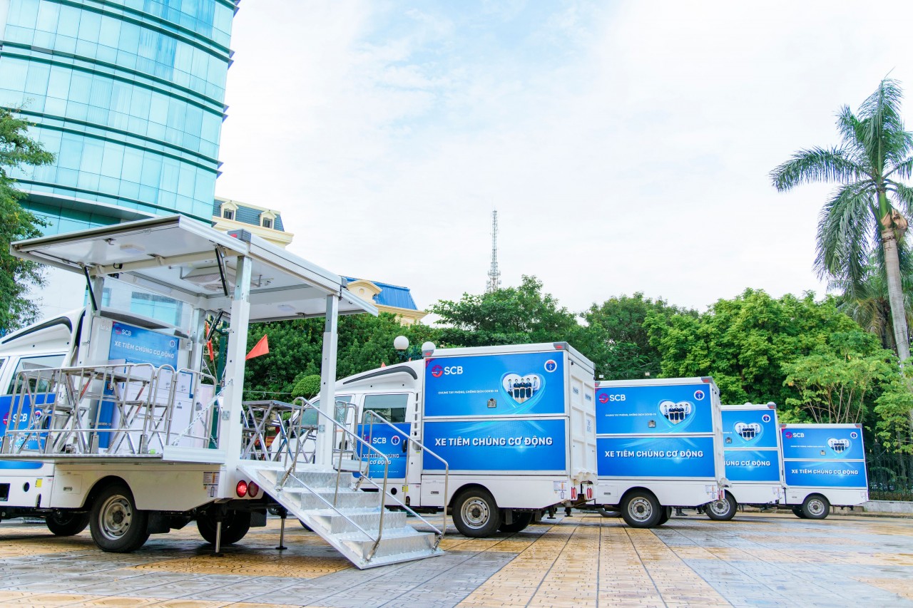 Hình ảnh 05 xe xét nghiệm Hình ảnh 05 xe xét nghiệm