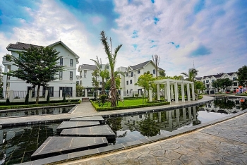 Loạt dự án bất động sản bị các ngân hàng rao bán do nợ xấu của Chủ đầu tư