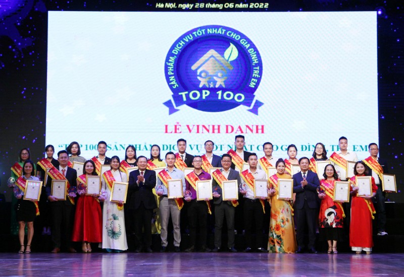 Chương trình Top 100 - Sản phẩm, dịch vụ tốt nhất cho gia đình và trẻ em: 10 năm đồng hành cùng doanh nghiệp và người tiêu dùng Việt Chương trình Top 100 - Sản phẩm, dịch vụ tốt nhất cho gia đình và trẻ em: 10 năm đồng hành cùng doanh nghiệp và người tiêu dùng Việt