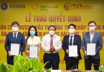 Quảng Trị trao quyết định chủ trương đầu tư dự án Trung tâm điện khí LNG Hải Lăng trị giá 2,3 tỷ USD