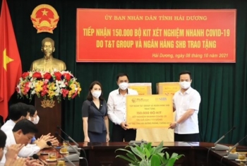 Tập đoàn T&T và Ngân hàng SHB hỗ trợ tỉnh Hải Dương 150.000 bộ kit xét nghiệm nhanh trị giá gần 7 tỷ đồng