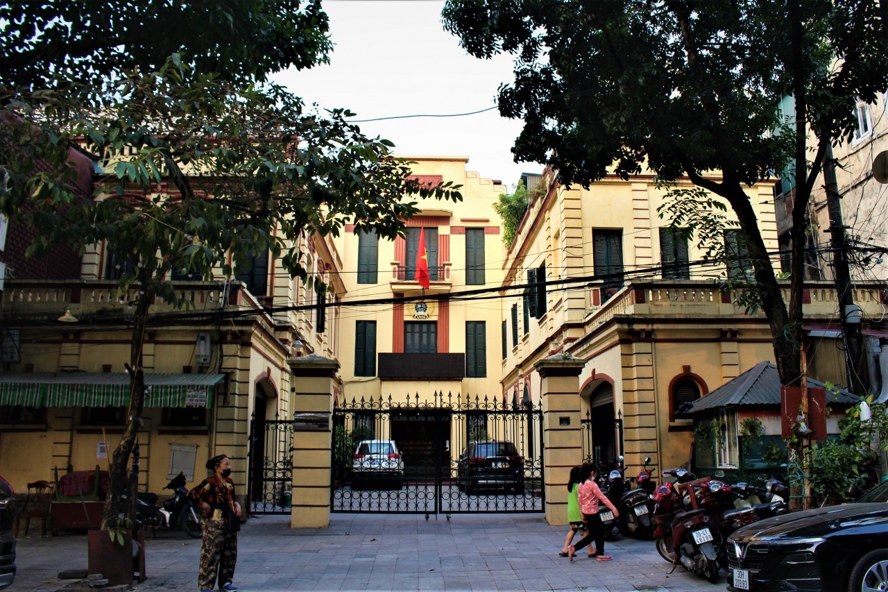 Phố Cửa Đông nét xưa còn giữ được mấy phần