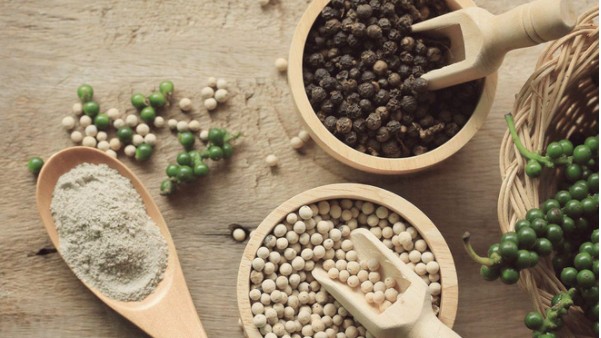 Cập nhật giá hồ tiêu hôm nay 02/01/2022: Lặng sóng trên cả nước