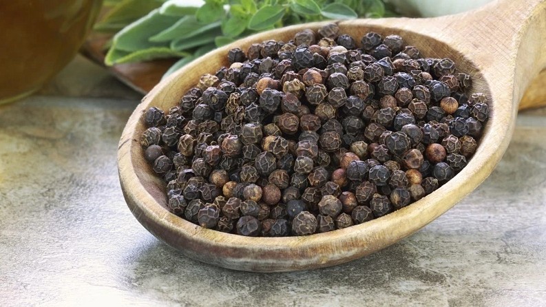 Cập nhật giá hồ tiêu hôm nay 06/01/2022: Giảm sâu từ 500 – 1.000 đồng/kg