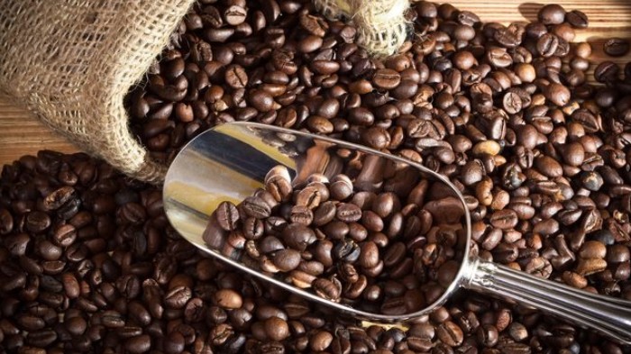 Cập nhật giá cà phê hôm nay 13/01/2022: Tiếp đà tăng nhẹ