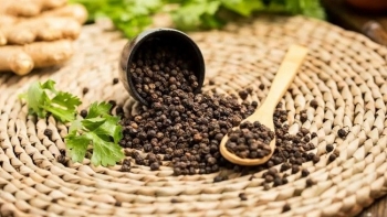 Cập nhật giá hồ tiêu hôm nay 18/01/2022: Tăng mạnh trên cả nước