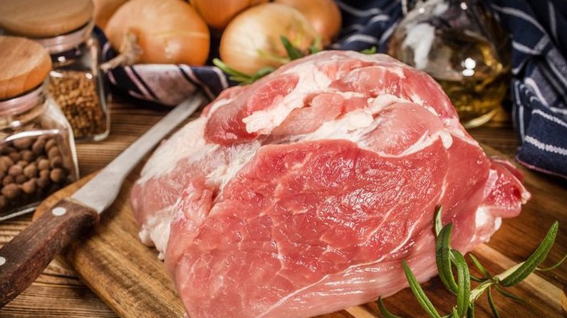 Cập nhật giá thịt lợn hôm nay 18/01/2022: Thị trường đứng yên