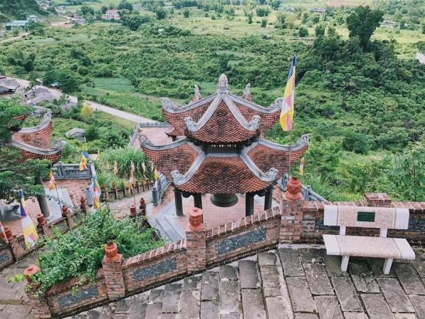 Chùa Phật Tích Trúc Lâm Bản Giốc - đất Phật ở miền biên giới Cao Bằng Chùa Phật Tích Trúc Lâm Bản Giốc - đất Phật ở miền biên giới Cao Bằng