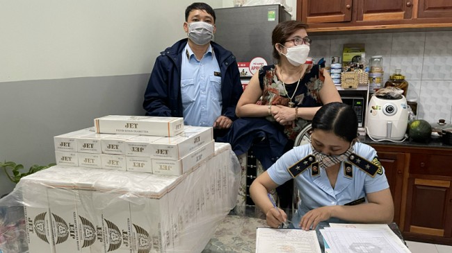 Ninh Thuận: Xử phạt 02 cơ sở kinh doanh thuốc lá điếu nhập lậu