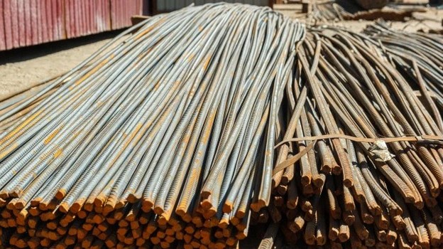 Cập nhật giá sắt thép hôm nay 26/01/2022:  Tiếp tục giảm trên Sàn Thượng Hải