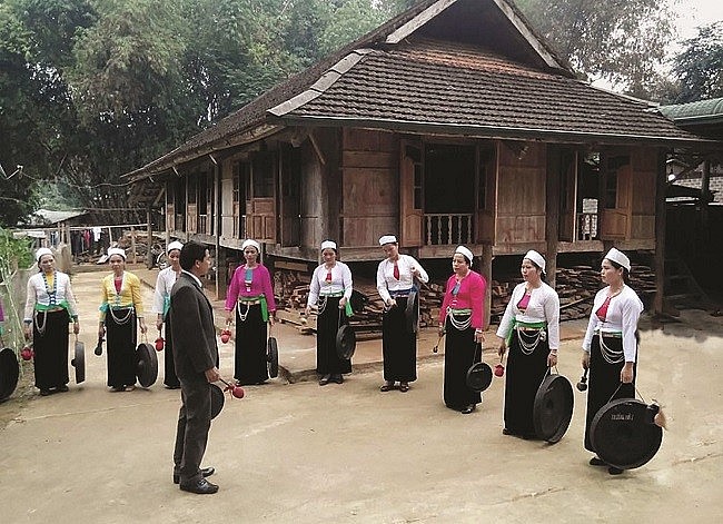 Hòa Bình: Phát huy giá trị di sản văn hóa để phát triển du lịch