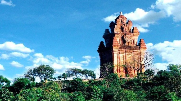 Phú Yên hướng du lịch trở thành ngành kinh tế mũi nhọn