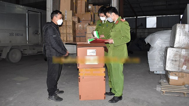 Ninh Bình: Bắt giữ số lượng lớn thuốc hỗ trợ điều trị Covid-19 không rõ nguồn gốc