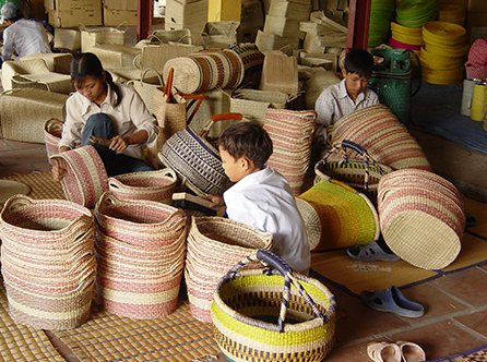 Những công việc nào không được sử lao động chưa thành niên?dụng 