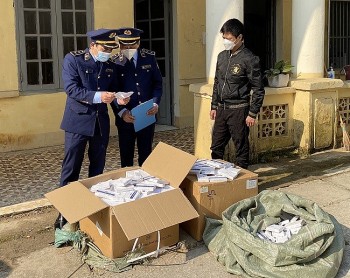 Lạng Sơn: Tạm giữ 1.200 bộ Kit test nhanh Covid -19 không rõ nguồn gốc