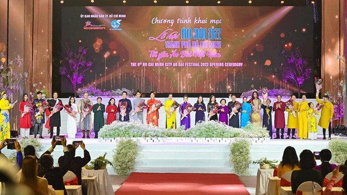 Lễ hội Áo dài TPHCM lần thứ 8: Tôn vinh vẻ đẹp của Áo dài truyền thống