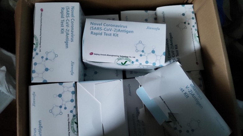 Hà Tĩnh: Thu giữ 900 bộ xét nghiệm nhanh kháng nguyên COVID-19 nhập lậu