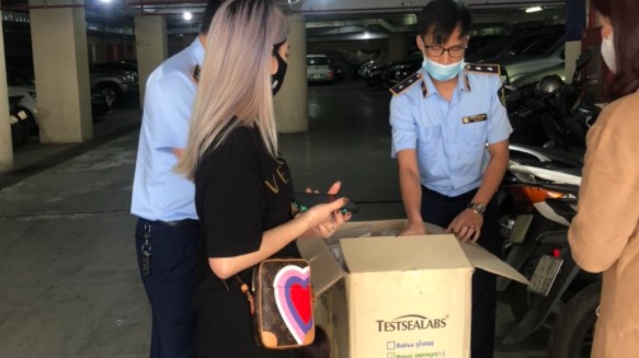 Quảng Ninh: Tạm giữ 2.000 bộ Kit test Covid-19 không rõ nguồn gốc
