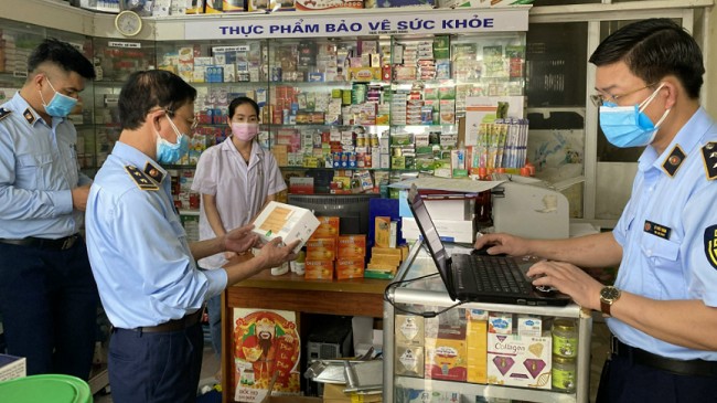 Vĩnh Phúc: Tạm giữ lô hàng trang thiết bị y tế không rõ nguồn gốc