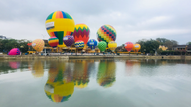 Ngày hội Khinh khí cầu lần đầu tiên tổ chức tại Hội An, diễn ra trong ngày 25 và sáng 26/3/2022.