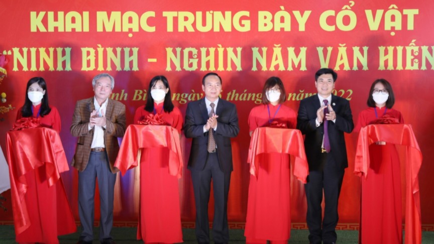 Ninh Bình: Khai mạc trưng bày cổ vật “Ninh Bình - Nghìn năm văn hiến”
