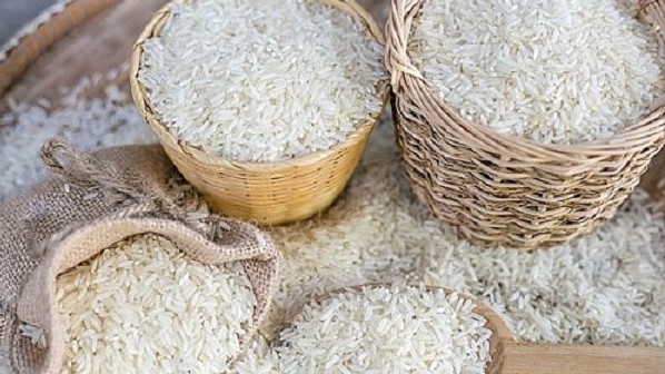 Cập nhật giá lúa gạo hôm nay 28/3/2022: Giá gạo nguyên liệu tăng trở lại