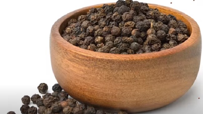 Cập nhật giá hồ tiêu hôm nay 29/3/2022: Thị trường ổn định