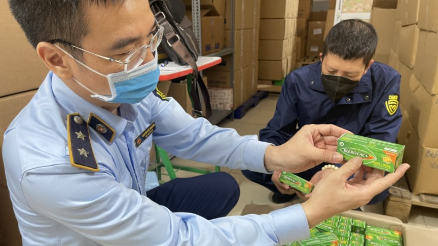 Hà Nội: Thu giữ 28.575 hộp vitamin có dấu hiệu xâm phạm quyền nhãn hiệu